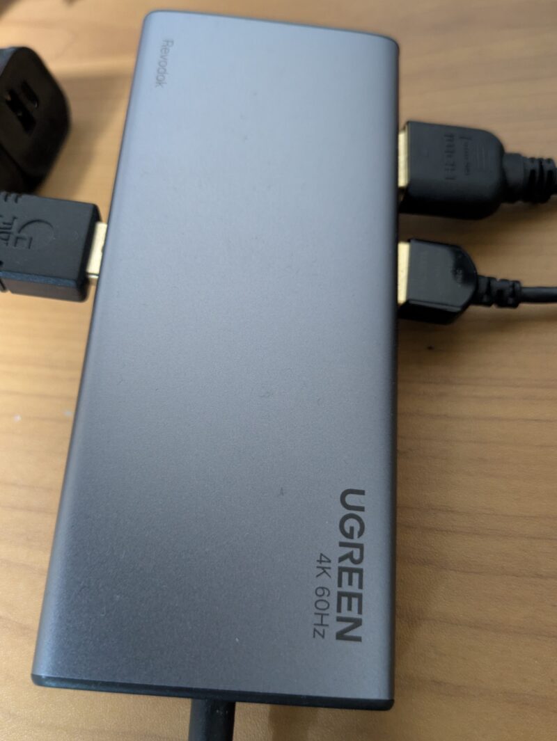 USBハブ