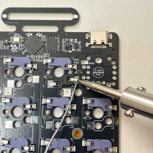 dotpad20テンキー｜STEP 1　ロープロファイル用ソケットのはんだ（3）