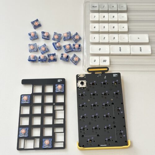 dotpad20テンキー｜STEP 11　トッププレートと基盤を組み付ける